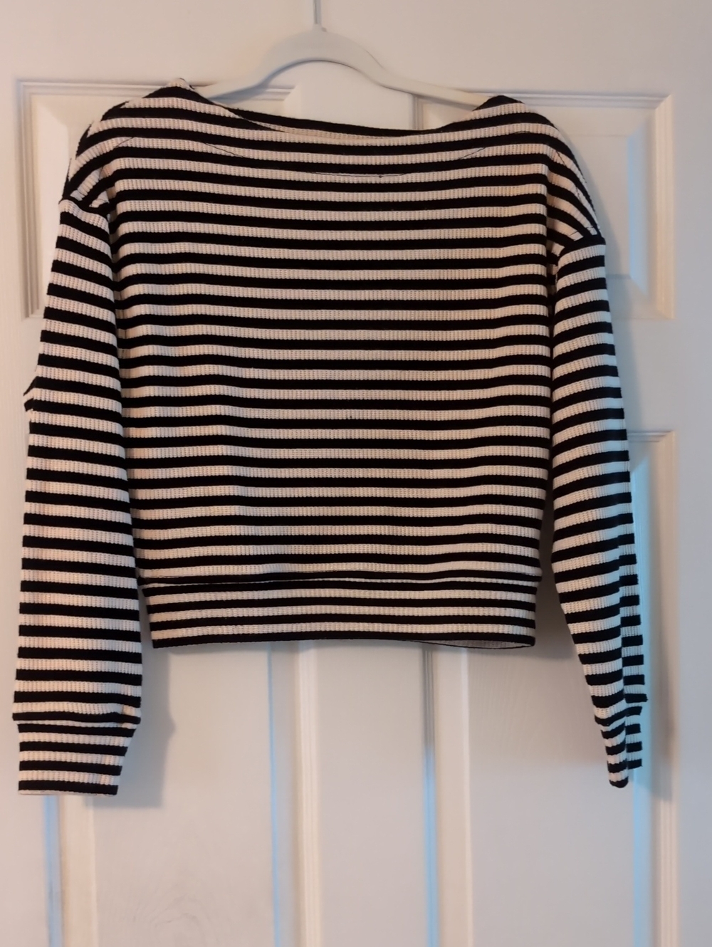 Madewell Black & White Striped cropped Long Sleeve Top